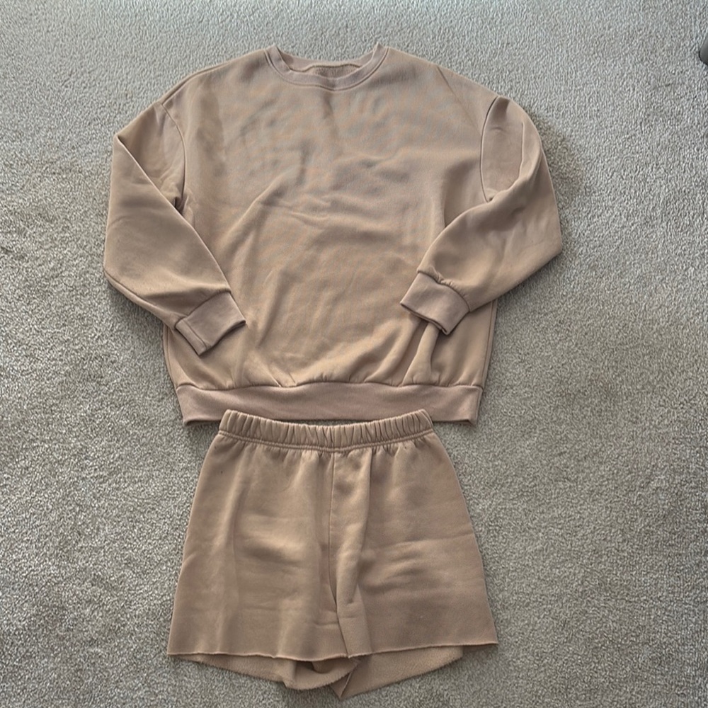 Cozy Tan Lounge Set